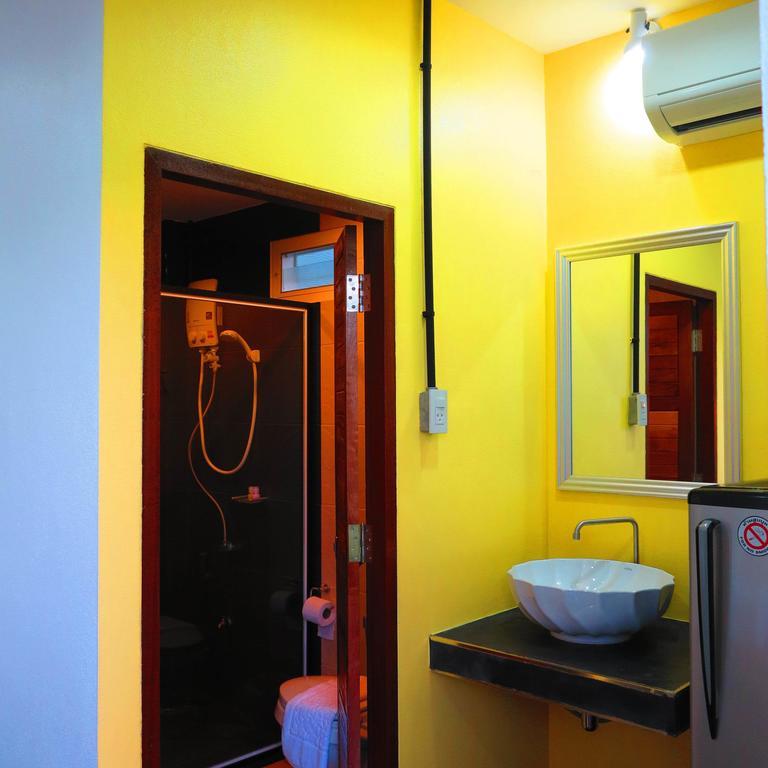 Coco Coozy Appartement Kanchanaburi Kamer foto