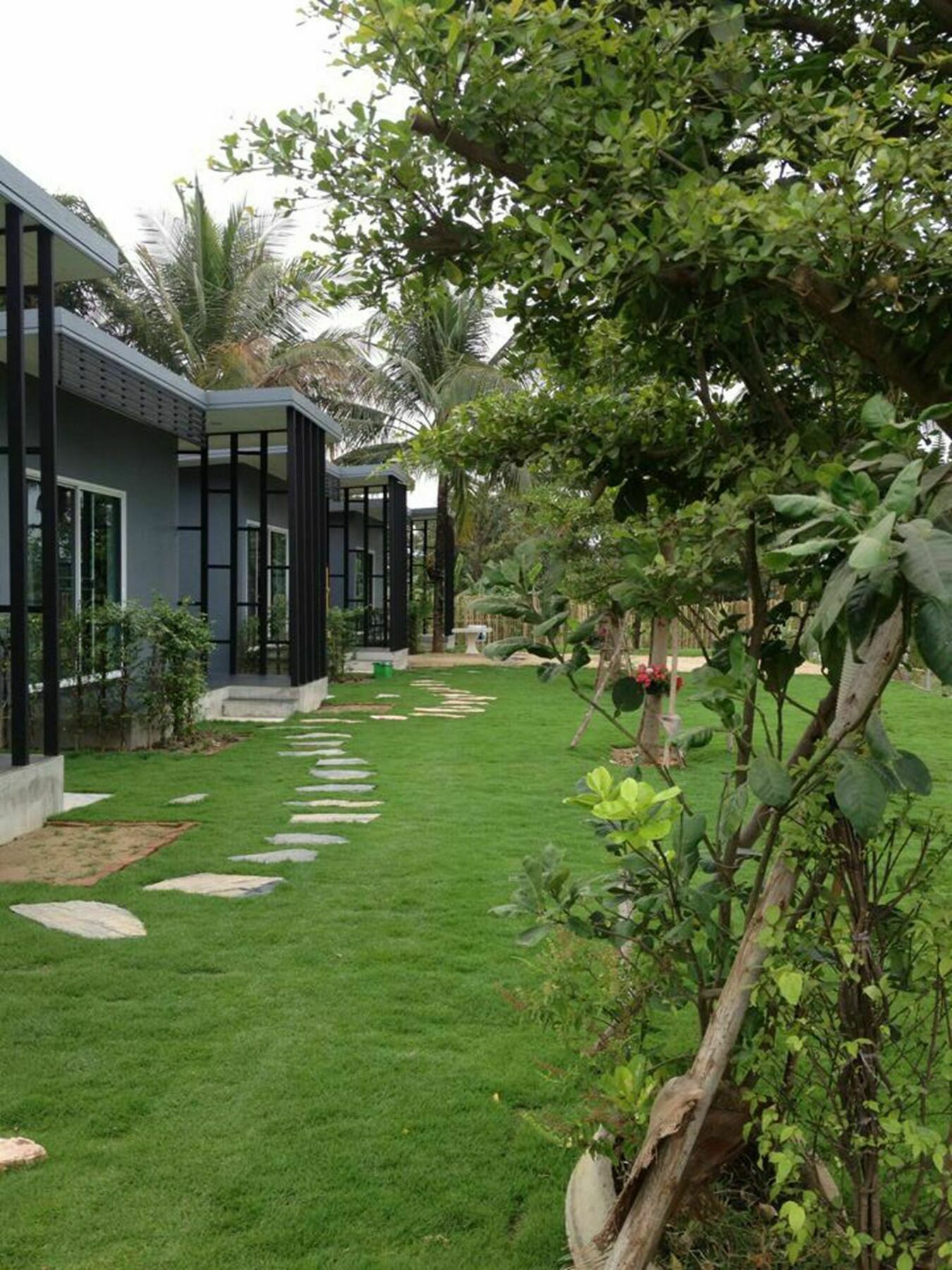 Coco Coozy Appartement Kanchanaburi Buitenkant foto